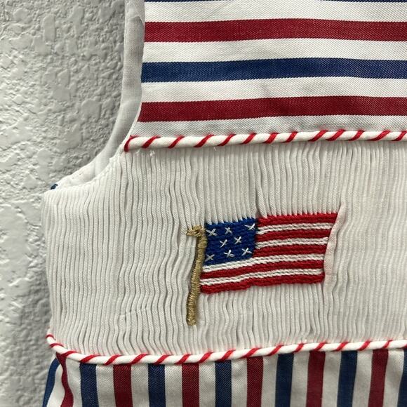 Edgehill Collection Round Neck Sleeveless Smocked American Flag Jon Jon 2T - Picture 6 of 6